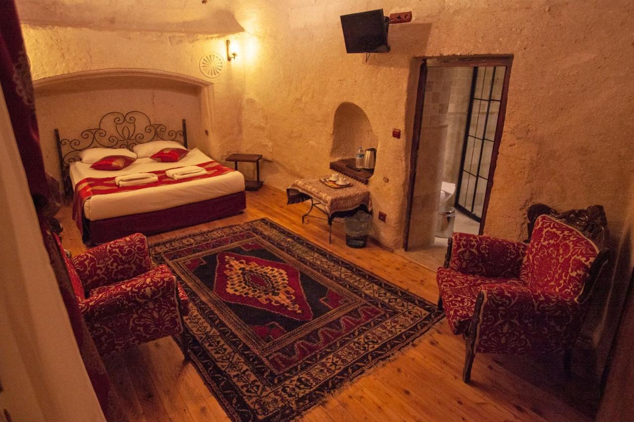 Отель Center Cave House 2*
