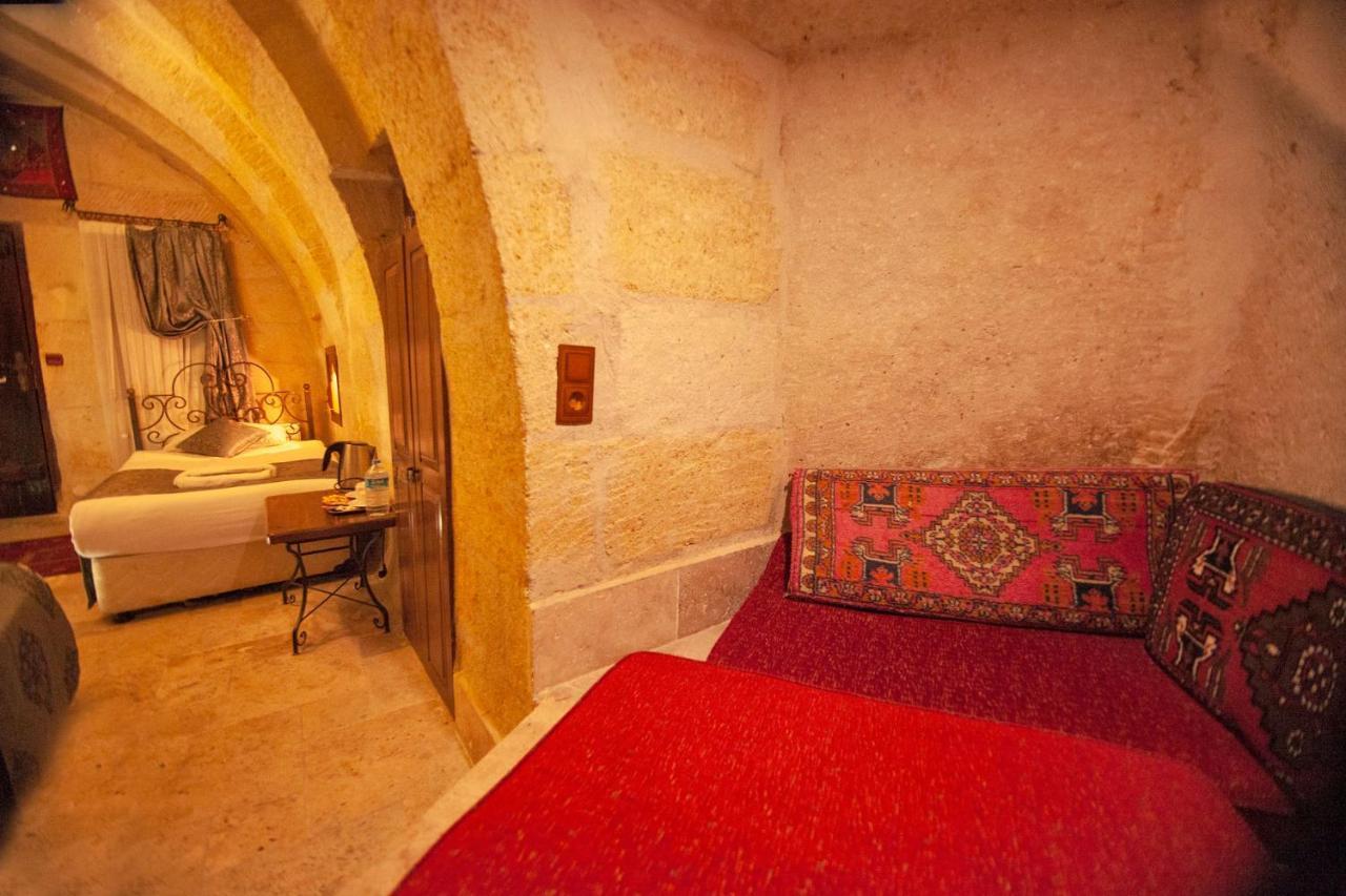 Center Cave House 2*