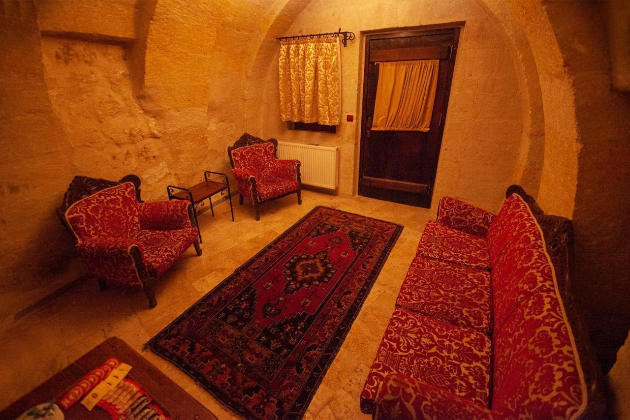 Отель Center Cave House